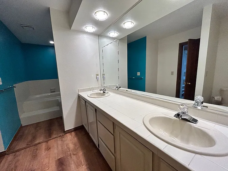7298 Siena Way — Photo 43