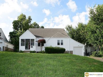 4921 Woolworth Ave, Omaha, NE, 68106