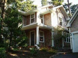 485 Promontory Ln, Tillamook, OR 97141