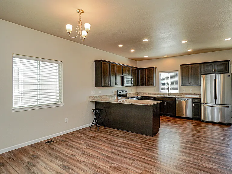 140 Poppy Bay Pl — Photo 5