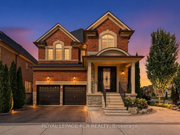 30 Fairmont Ridge Trl, King, ON L7B 0A5