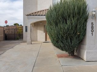 5801 Tres Vistas Ct NW, Albuquerque, NM 87120