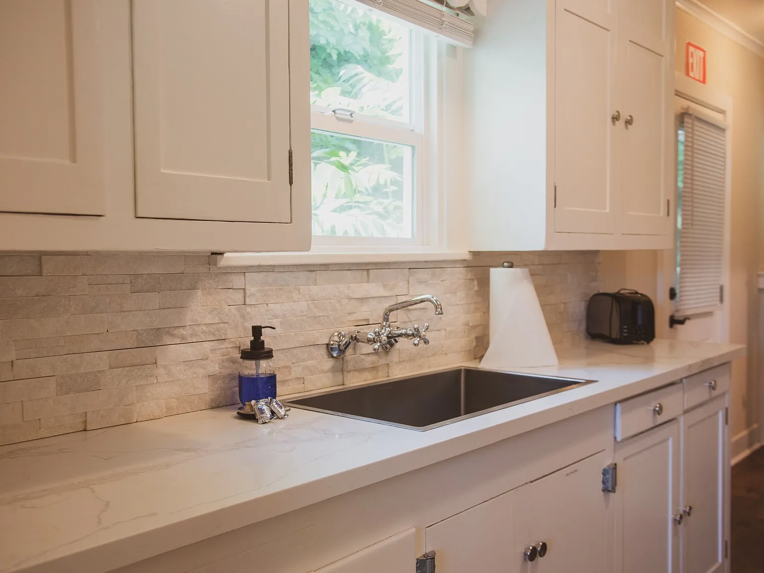 1 bed, 750 sqft, $1,795 — Photo 4
