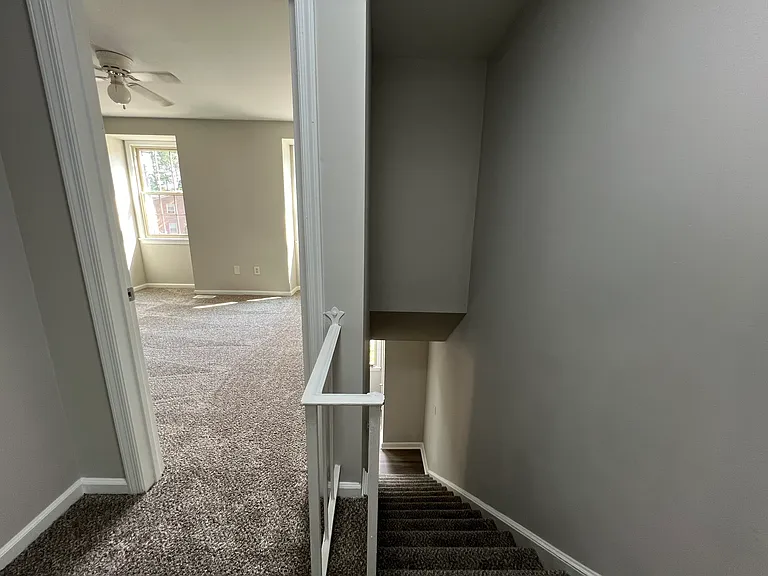 400 Advocate Ct #D — Photo 12