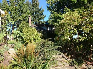 2911 Warren Ave N, Seattle, WA 98109