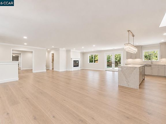 5th image of 2065 Diablo Rd