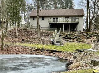 2207 E Deckerville Rd, Caro, MI 48723