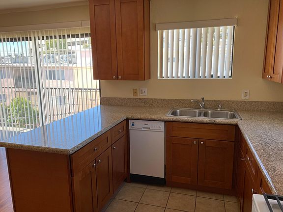 2nd image of 343 N Louise St APT 8