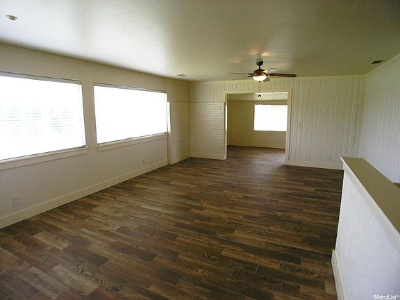 4th image of 11844 Colony Hill Ln