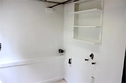 113 W Dewey St — Photo 14