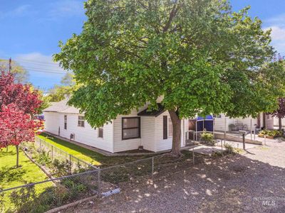 322 Jackson St, Twin Falls, ID, 83301