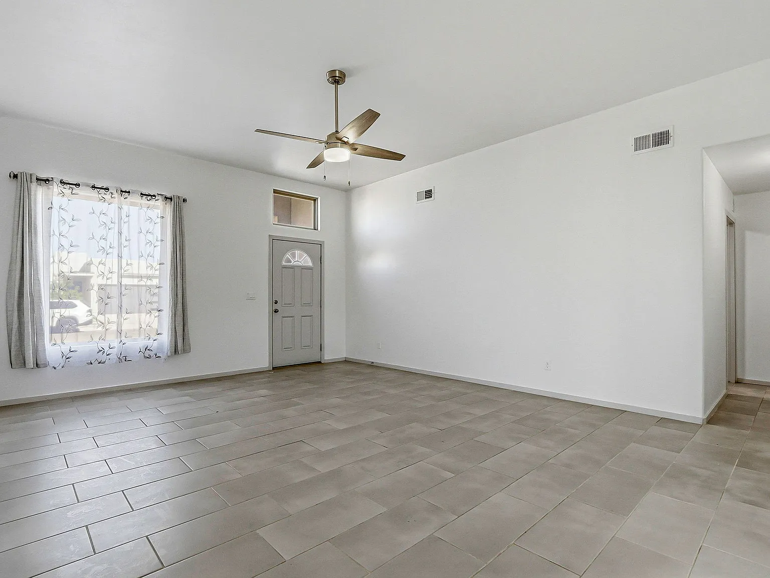 1173 Summer Rain Street - 1 — Photo 4