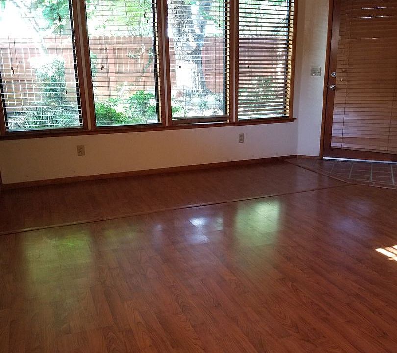2nd image of 24032 Road 216