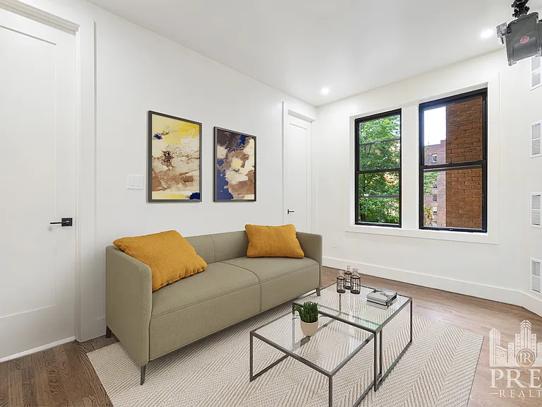 429 E 65th St #7 — Photo 1