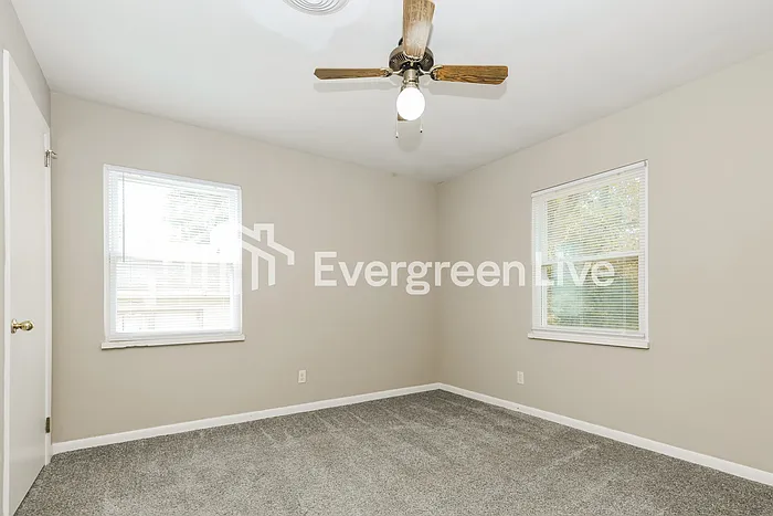 3817 E 5th St — Photo 12