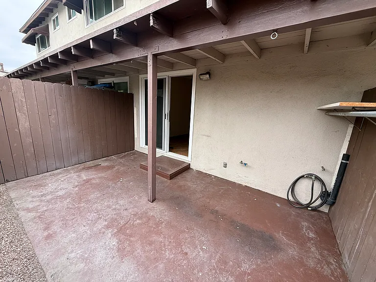 944 W Duarte Rd #D — Photo 11
