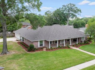 10392 Firelight Ave, Baton Rouge, LA 70815