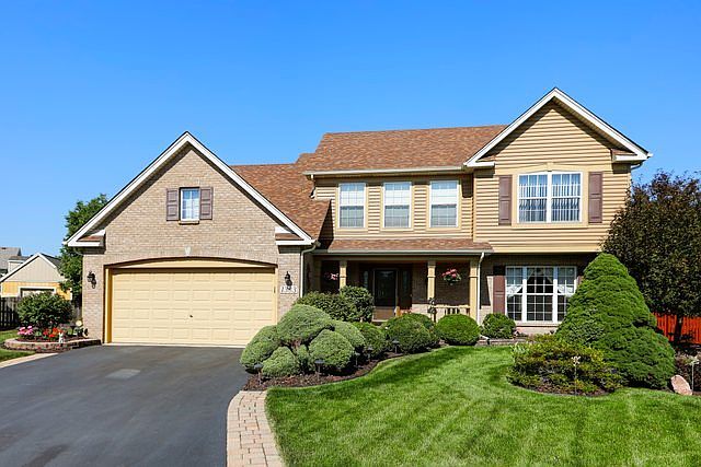 1st image of 1383 Fox Hill Ct