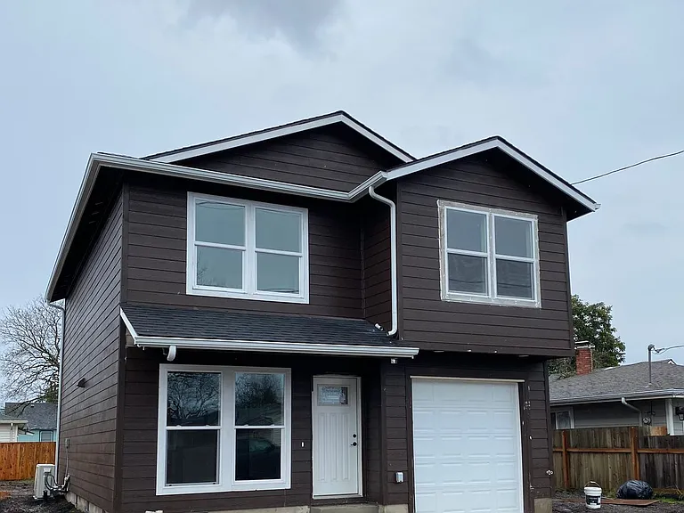 1515 Jefferson St SE — Photo 1