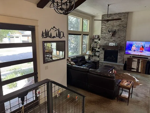 1364 E Lone Shore Dr — Photo 4