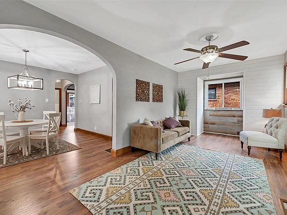 4th image of 4946 Pernod Ave