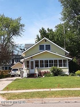 1st image of 133 W Central Ave