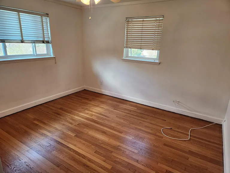 7035 Bradley Cir — Photo 11