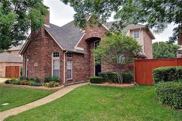 1st image of 8614 Old Oak Dr