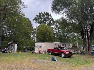 107 Meadowlark Ln, Bruin, PA 16022