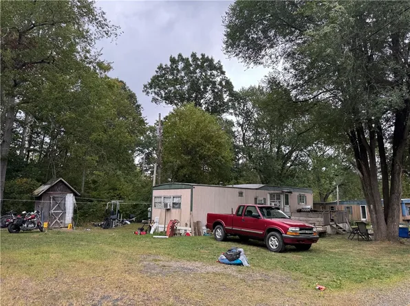 107 Meadowlark Ln, Bruin, PA 16022