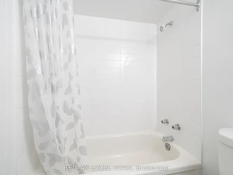 5 Glamorgan Ave #412 — Photo 11