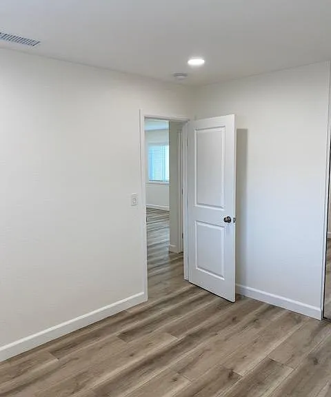 471 N Olive St — Photo 15