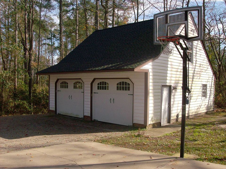 2nd image of 9191 Dixon Rd