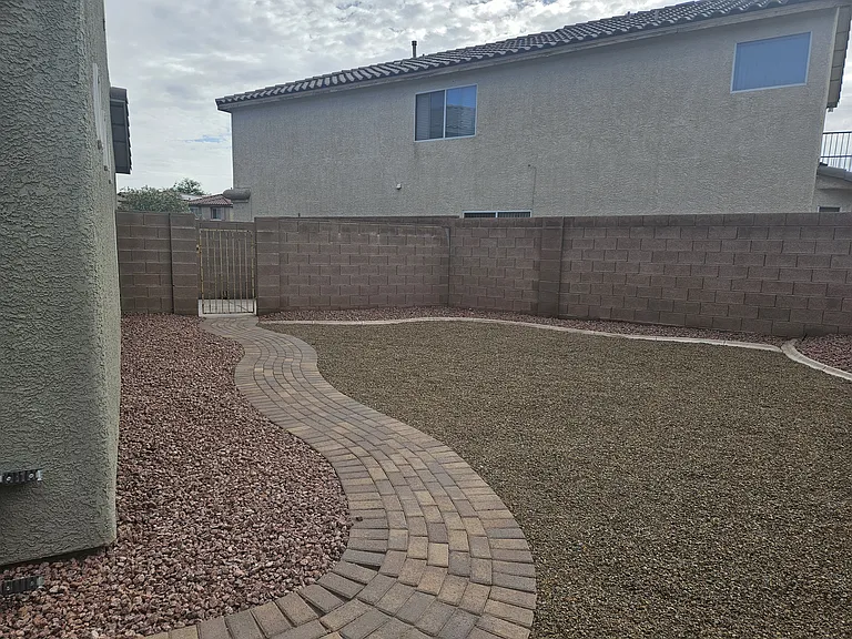 9557 Madsen Glen Ct — Photo 13