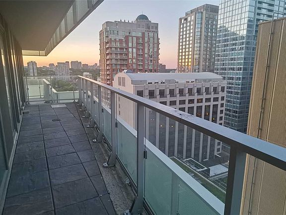 4th image of 200 Bloor St W #1705