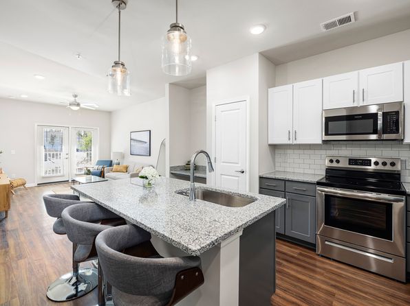 1040 Vinson Way #1060-108