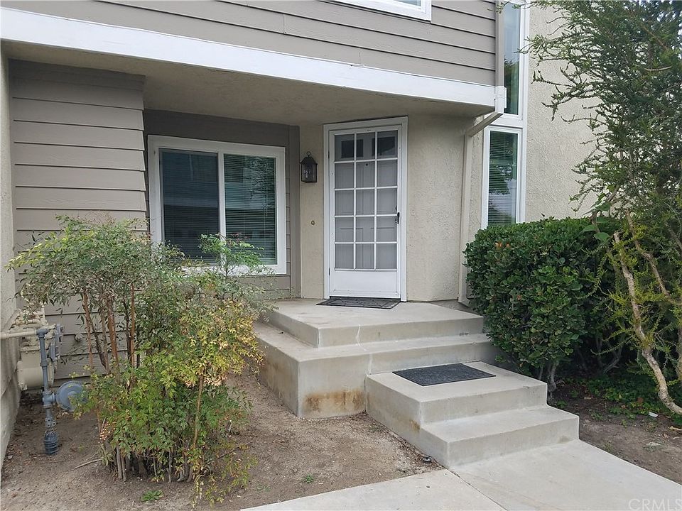 1st image of 467 Deerfield Ave #145