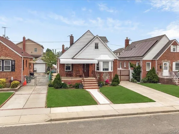 98 Sussex Road, Elmont, NY 11003
