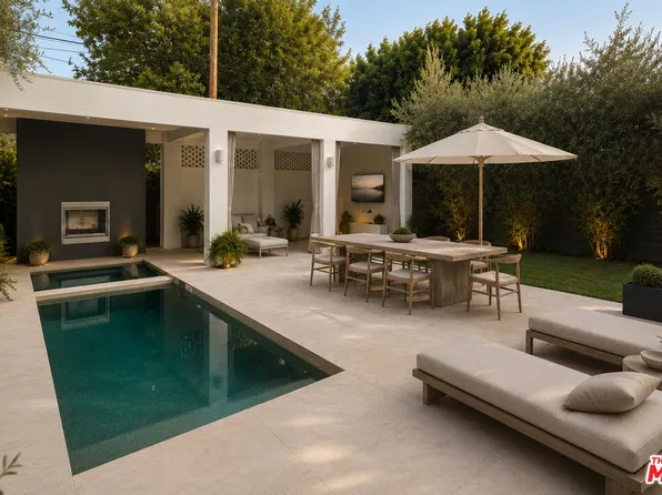 418 Huntley Dr, West Hollywood, CA 90048