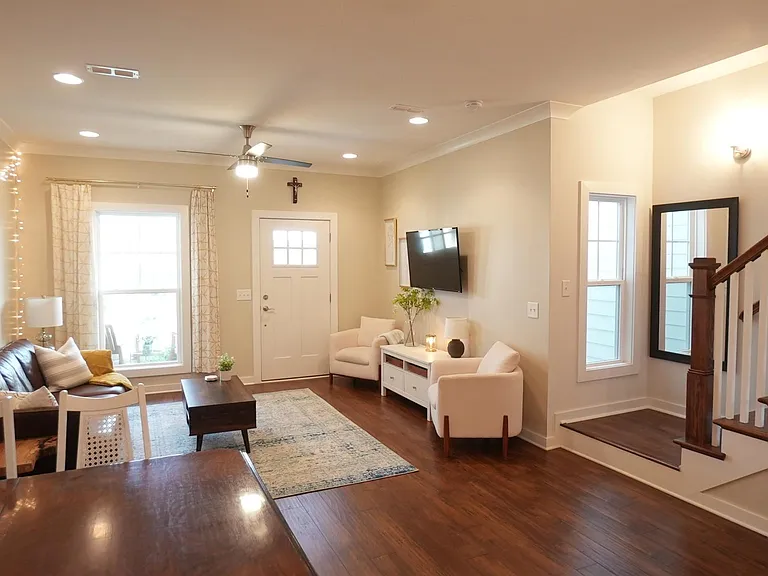 973 Ashland Place Dr — Photo 4