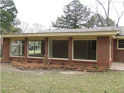 5th image of 3621 Sir Michael Dr