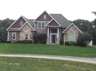 6450 Hagen Cir, North Judson, IN 46366