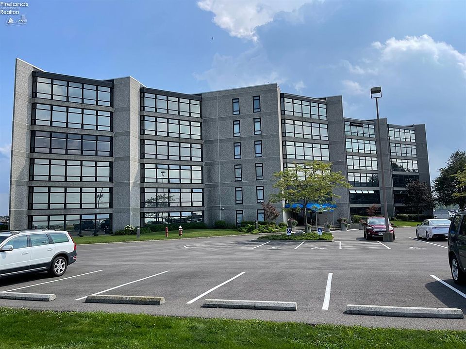 1st image of 711 W Lakeshore Dr APT 308