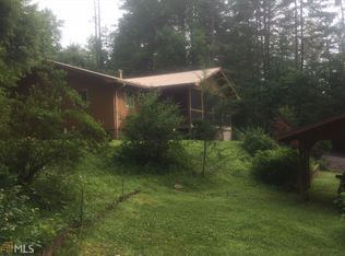 54 Squirrel Rdg, Lakemont, GA 30552