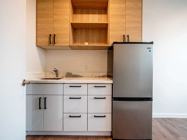 Freya Apartments - Private Studios + Social Connection — Photo 19