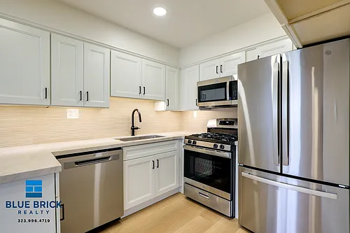 1405 N Normandie Ave #102 Photo 1