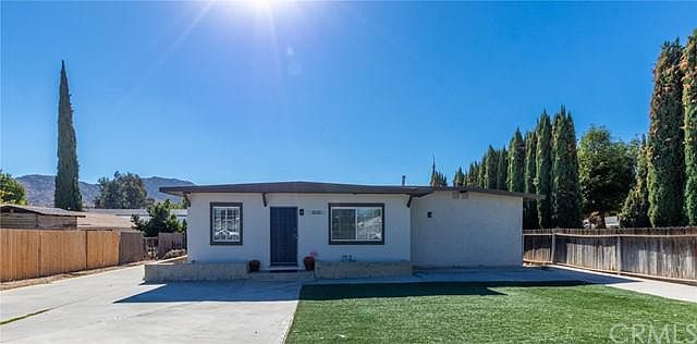 1st image of 28787 Gifford Ave