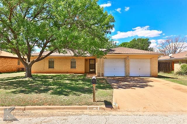 1st image of 2318 Brenda Ln