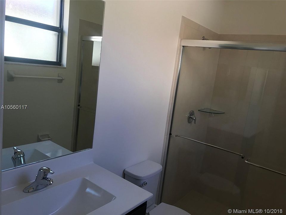 1st image of 195 SE 34th Pl #0