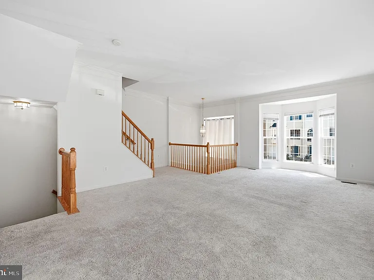 110 Chesterbrook Ct — Photo 9